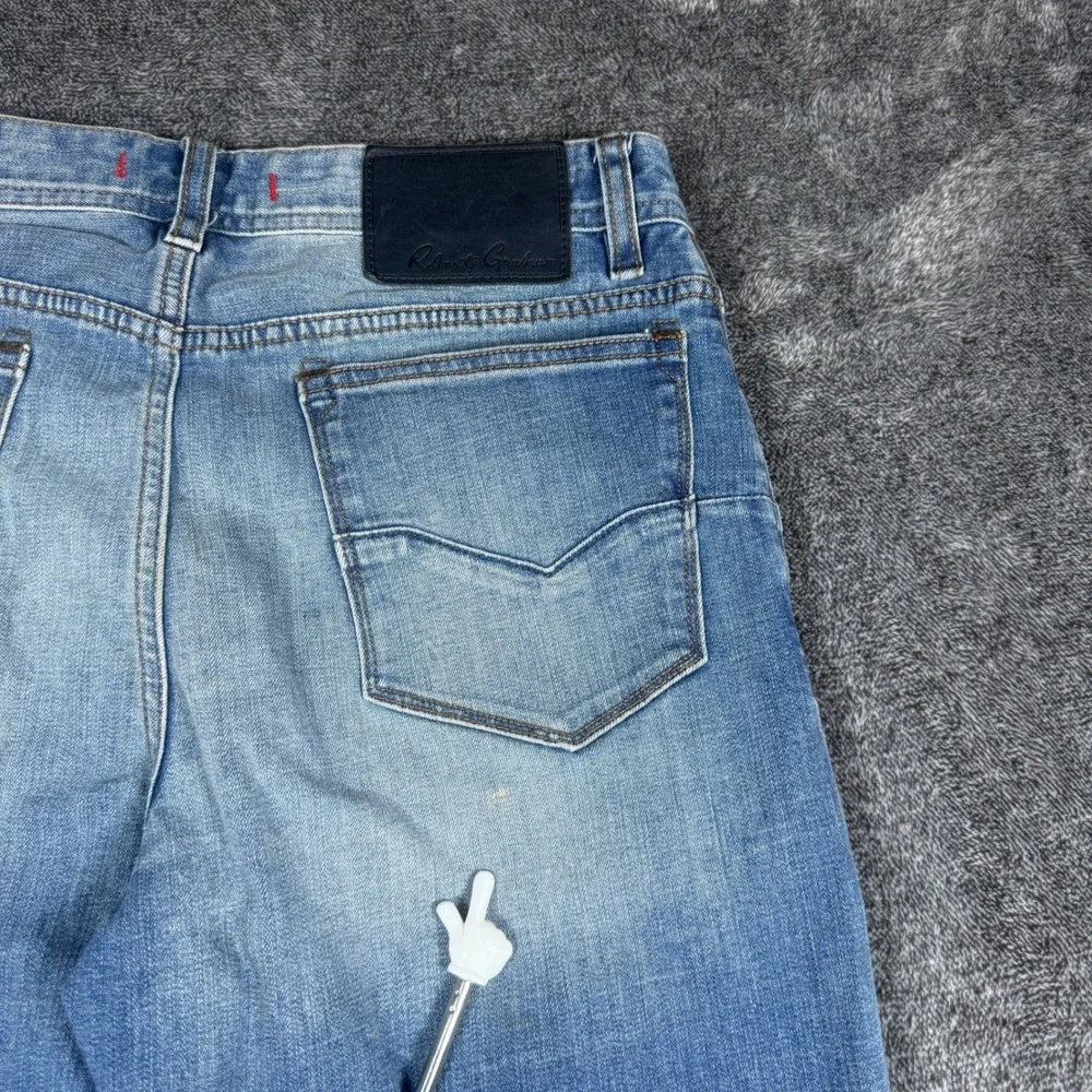 Robert Graham Mens Straight Leg Jeans Medium Wash Blue Paisley Lining Size 30